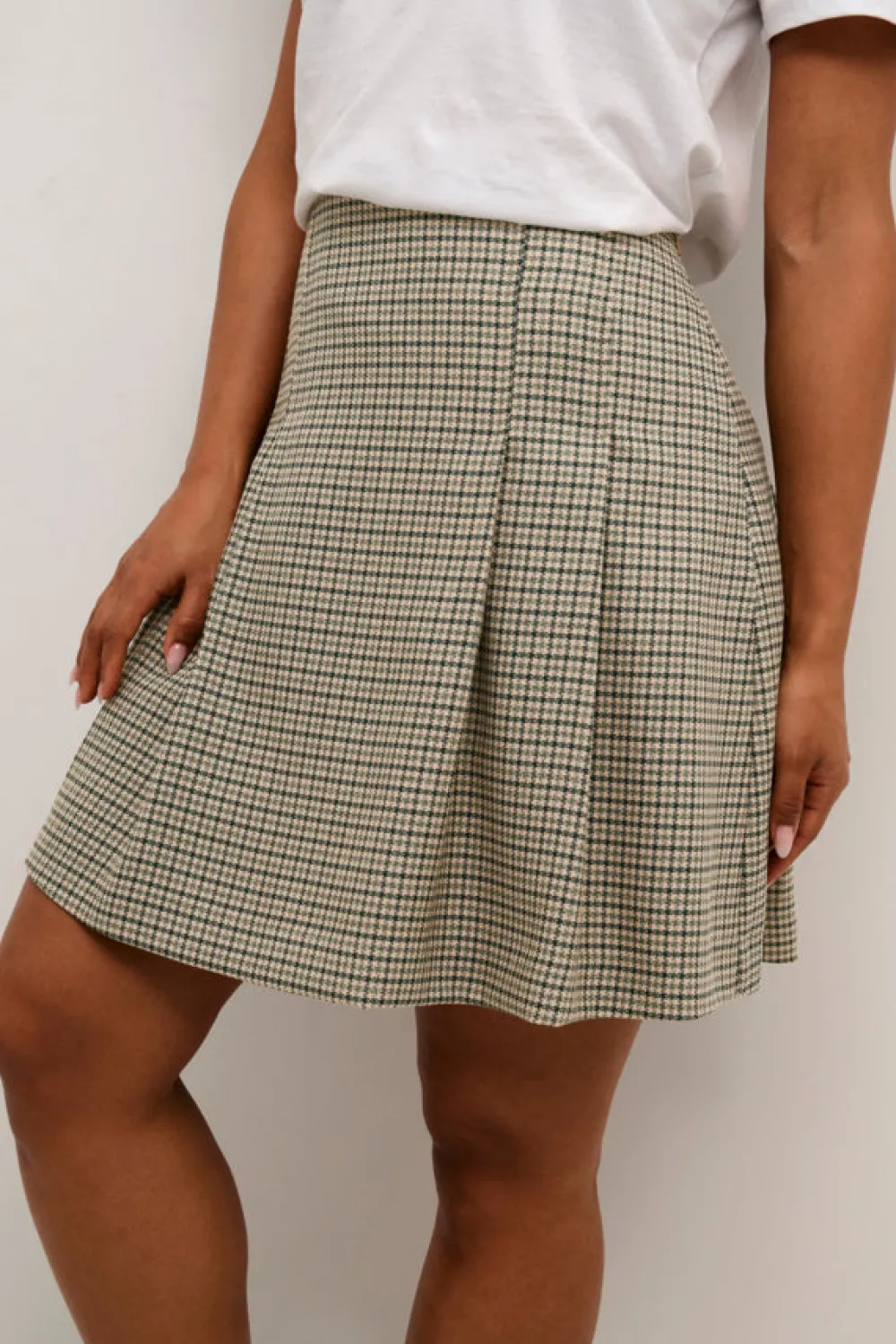 cuastra_skirt_botanical_g_1.webp Culture CUAstra Skirt Botanical Garden- Röcke