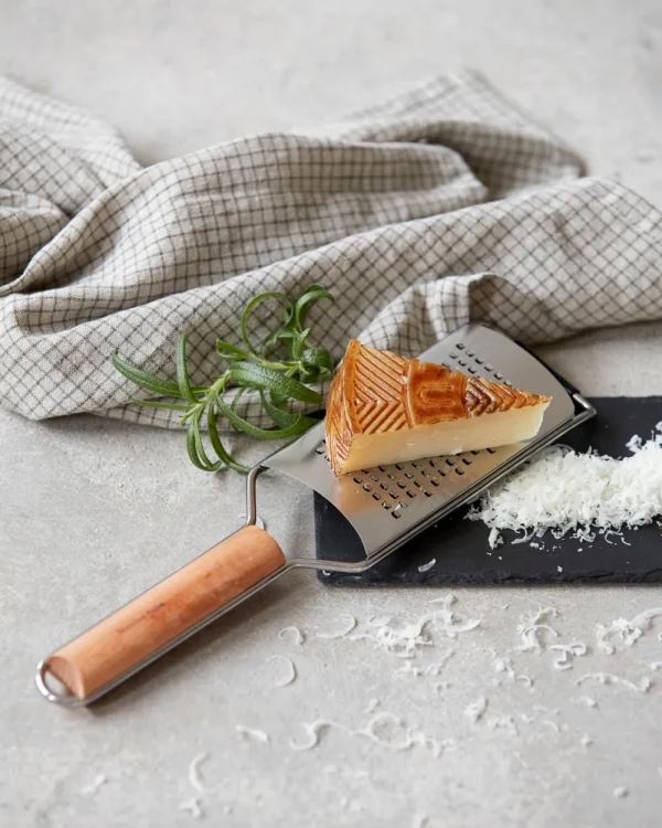 Nicolas Vahe Grater - Fine- Küche & Gedeckter Tisch