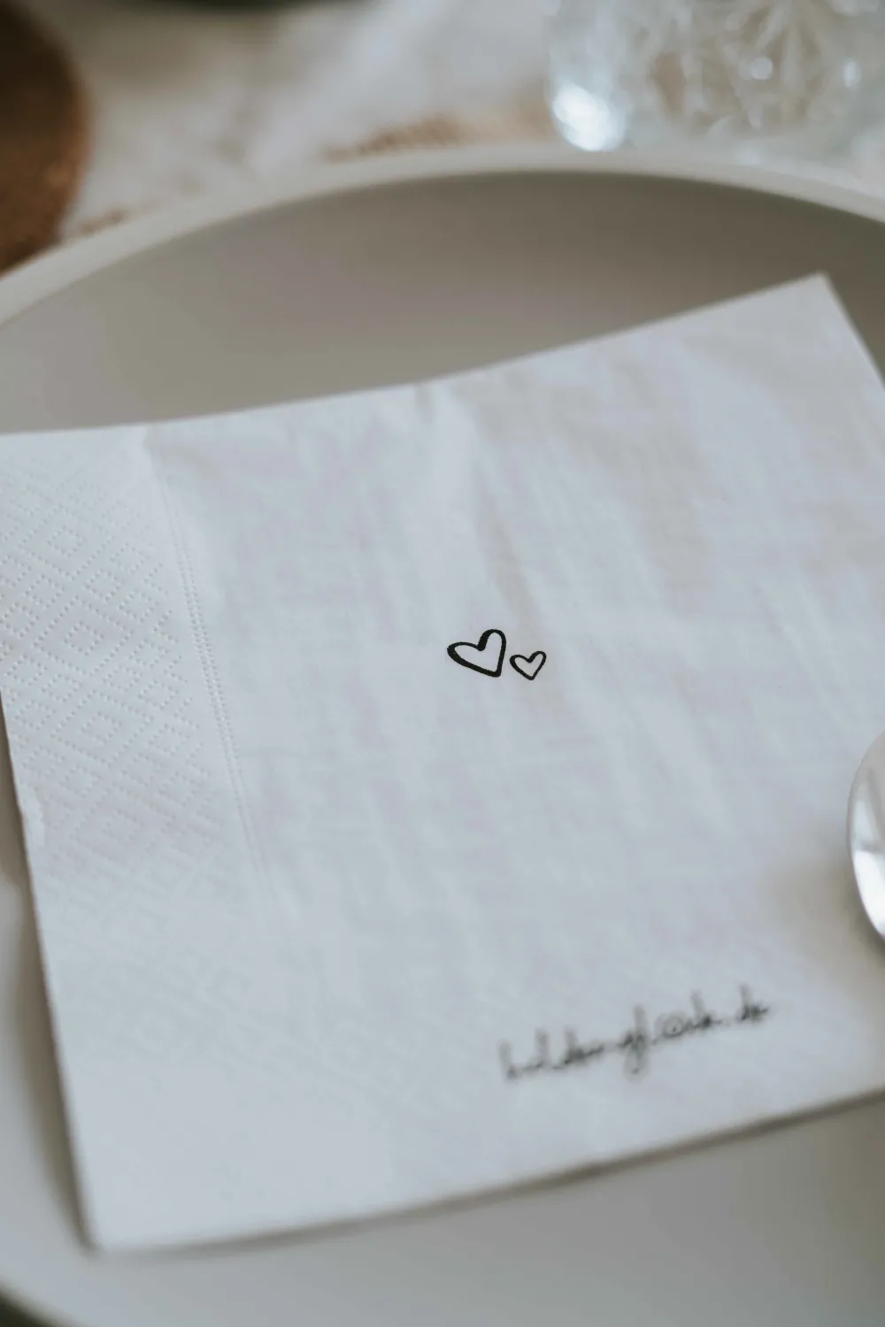 hg_serviette__wrtchen_1.webp Heldenglück HG Serviette 1000 Wörtchen- Küche & Gedeckter Tisch