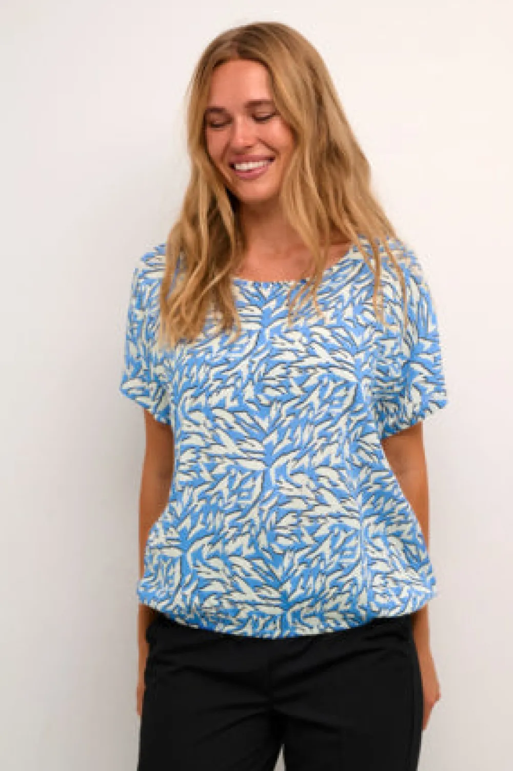 kajetta_top_blue_3.webp Kaffee KAJetta Top- T-shirts & Tops