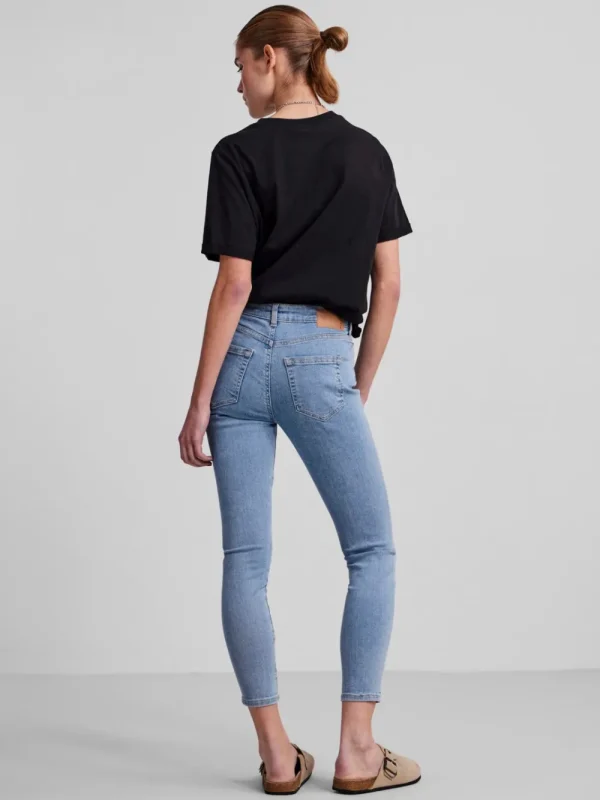 Pieces PCDelly SKN MW CR MB48 Medium Blue- Jeans