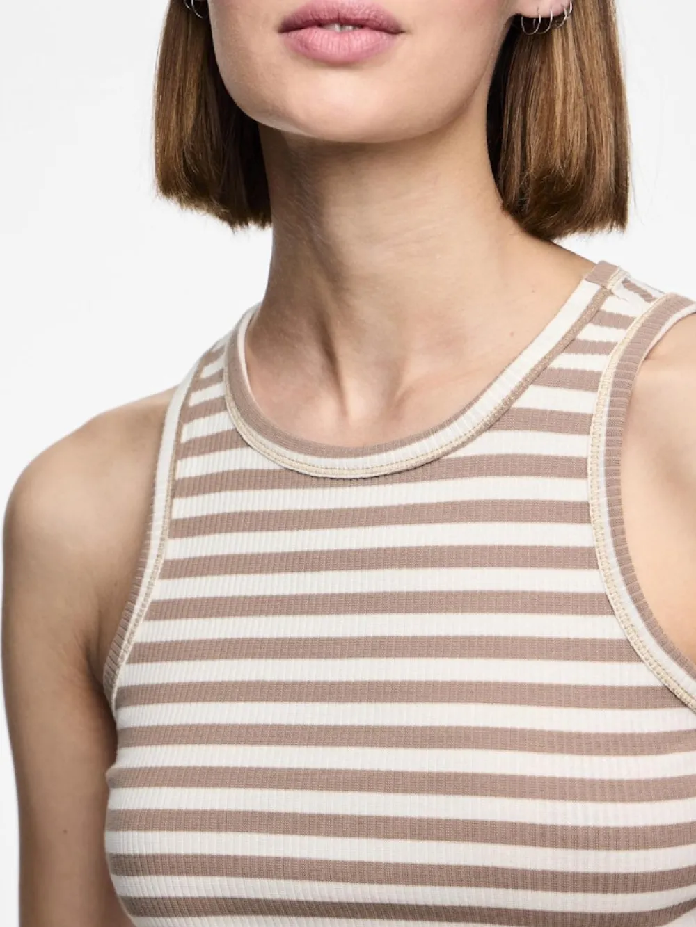 pcruka_boxer_tank_top_sil_3.webp Pieces PCRuka Boxer Tank Top Silver Mink Cloud Dancer- T-shirts & Tops