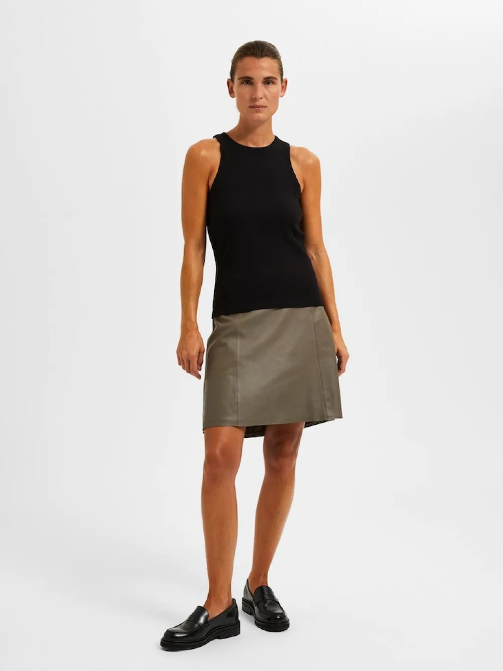 slfanna_oneck_tank_top_bl_3.webp Selected Femme SLFAnna O-Neck Tank Top- T-shirts & Tops